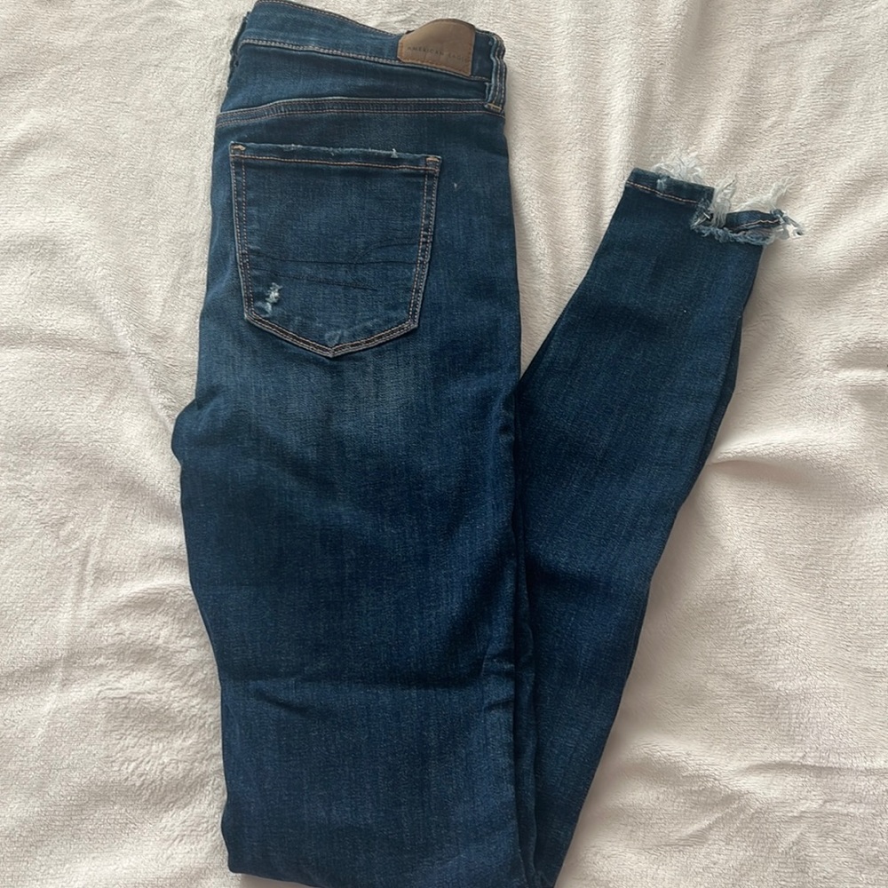 American Eagle ripped Jeans